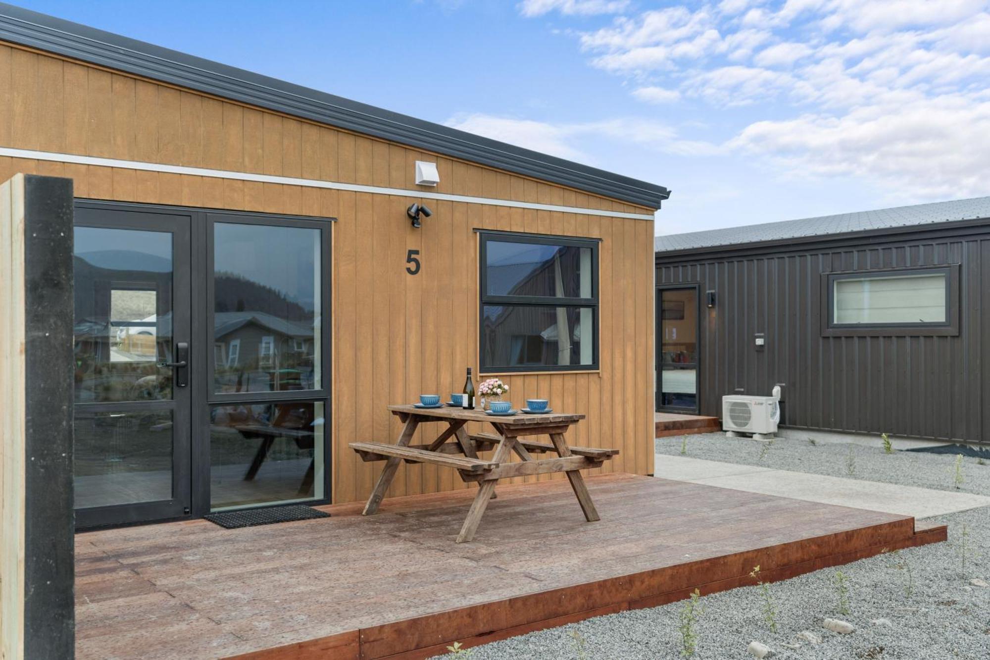 Sunshine Suites Lake Tekapo Εξωτερικό φωτογραφία